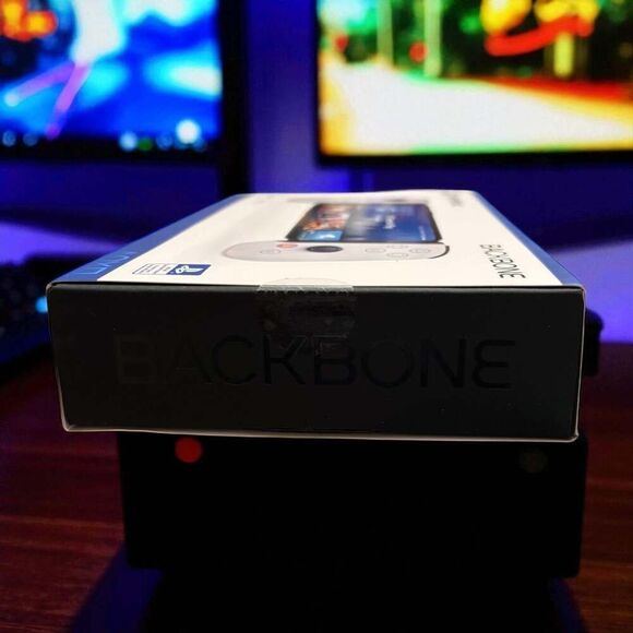 Backbone One PlayStation Edition Mobile Gaming Controller for iPhone (Lightning) - Picture 3 of 5